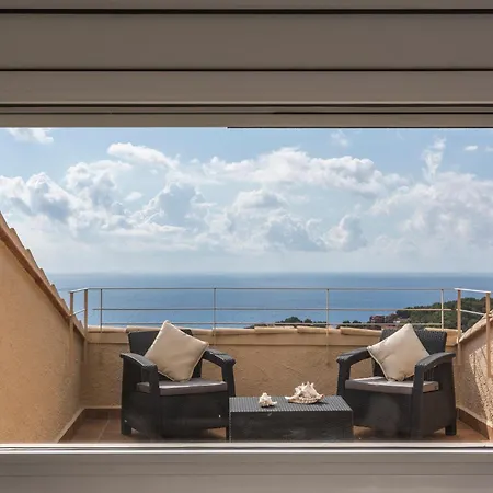 Villa Tamariu Con Vistas Al Mar